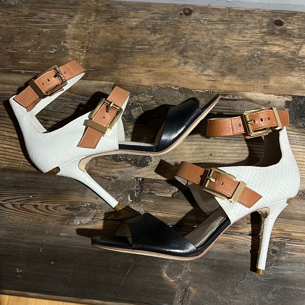 NWOT Michael Kors Tri Color Buckle Strap Peeptoe Heels